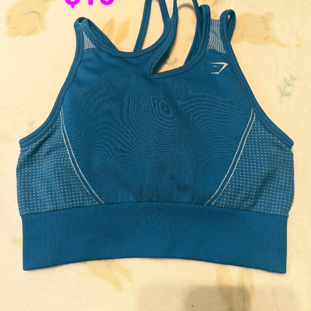 Gymshark crop top sports bra